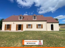 Maison Familiale - 195 m² - 4 chambres - 339 000 €