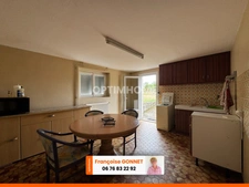 Maison 215 m² - 5 chambres - Terrain 4 200 m² - Piscine - 257 000 € - SAINT PIERRE LES ETIEUX - 18200
