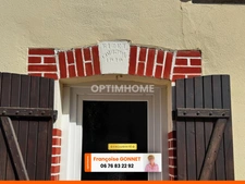 LONGERE de 215 m² - 6 pièces - 4 chambres - Piscine - 275 000 € - LAPAN