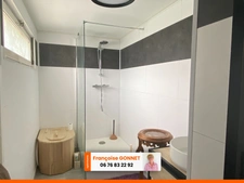 Etang de pêche avec maison de 145 m² - 249 900 €