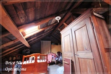 Ferme avec maison 4 chambres, terrain 8000 m² et source naturelle