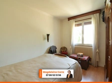 Crosne limite Yerres - Maison familiale 6 pièces avec jardin, garage et dépendance