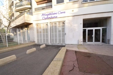 Paris porte de Bagnolet: deux boxes à vendre (28 m² au total)