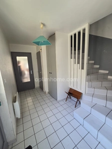 A VENDRE ENSEMBLE A RAPPORT LOCATIF COMPOSE D'UN IMMEUBLE ET D'UNE MAISON PROCHE DU CENTRE VILLE DE VERDUN