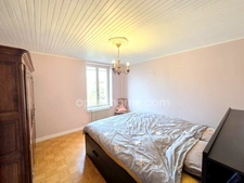 Maison à vendre 4 pièces, jardin et 2 garages à SIVRY SUR MEUSE 