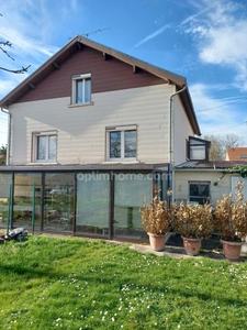 MAISON INDIDUELLE SUR SOUS-SOL A VENDRE!! 4 CHAMBRES, JARDIN ET GARAGE