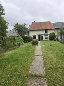 Maison à vendre 3 chambres, garage et jardin à Mont-Devant-Sassey, proche de la Belgique et du Luxembourg.