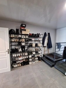 A vendre!! Maison entièrement rénovée, 4 chambres, grange et jardin à DOMBASLE EN ARGONNE 