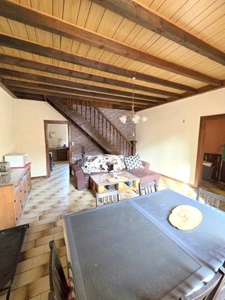 Maison à vendre 4 pièces, jardin et 2 garages à SIVRY SUR MEUSE 