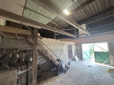 A VENDRE en EXCLUSIVITE maison de famille 5 chambres, 35 ares de terrain et petit hangar