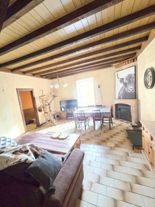 Maison à vendre 4 pièces, jardin et 2 garages à SIVRY SUR MEUSE 