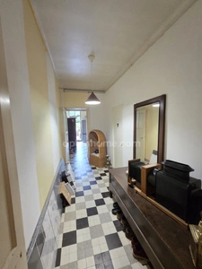Maison à vendre 3 chambres, garage et jardin à Mont-Devant-Sassey, proche de la Belgique et du Luxembourg.
