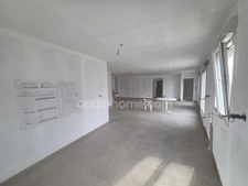 Maison à vendre 4 pièces, garage et vaste sous-sol proche de la Belgique et du Luxembourg 