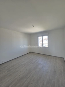 Pavillon individuel à vendre 3 chambres, garage et jardin à THIERVILLE SUR MEUSE 