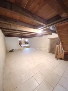 A VENDRE MAISON A FINIR DE RENOVER PROCHE DE LA BELGIQUE ET DU LUXEMBOURG
