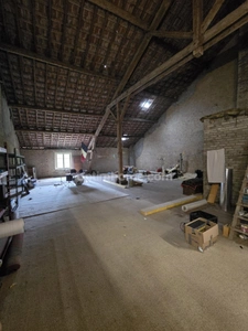 Maison à vendre 3 chambres, garage et jardin à Mont-Devant-Sassey, proche de la Belgique et du Luxembourg.