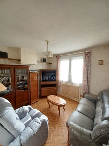 MAISON INDIDUELLE SUR SOUS-SOL A VENDRE!! 4 CHAMBRES, JARDIN ET GARAGE