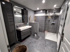 A vendre!! Maison entièrement rénovée, 4 chambres, grange et jardin à DOMBASLE EN ARGONNE 