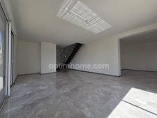 Pavillon individuel à vendre 3 chambres, garage et jardin à THIERVILLE SUR MEUSE 