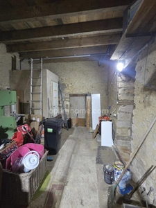 Maison à vendre 3 chambres, garage et jardin à Mont-Devant-Sassey, proche de la Belgique et du Luxembourg.