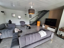 A vendre!! Maison entièrement rénovée, 4 chambres, grange et jardin à DOMBASLE EN ARGONNE 