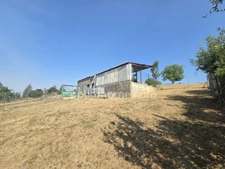 A VENDRE en EXCLUSIVITE maison de famille 5 chambres, 35 ares de terrain et petit hangar