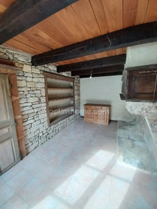 A VENDRE MAISON A FINIR DE RENOVER PROCHE DE LA BELGIQUE ET DU LUXEMBOURG