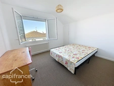 Deux-Sèvres (79) department, for sale in THOUARS: 7-room house of 196 m² - Land of 475.00 m² 