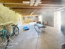 Volume et Potentiel : A vendre … Un grand atelier Indépendant et une maison 4 pièces - THOUARS (79)