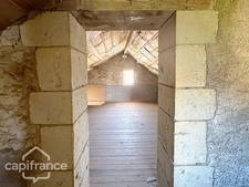 Volume et Potentiel : A vendre … Un grand atelier Indépendant et une maison 4 pièces - THOUARS (79)