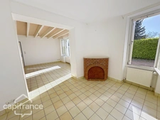 Volume et Potentiel : A vendre … Un grand atelier Indépendant et une maison 4 pièces - THOUARS (79)