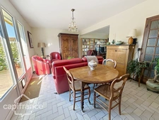 Deux-Sèvres (79) department, for sale in THOUARS: 7-room house of 196 m² - Land of 475.00 m² 