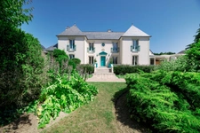 A VENDRE BELLE PROPRIETE 8 PIECES à RENNES