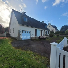 Maison 120 m² : 7 pièces LA VICOMTE SUR RANCE (22) Terrain 850 m²