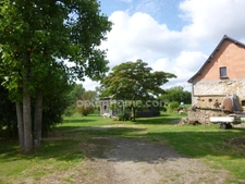 Maison à vendre 5 pièces terrain et bâtisse a rénover    (35)