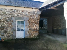 INVESTISSEURS A vendre ensemble d'Immeubles et maisons en pierre  à vendre  (35) 