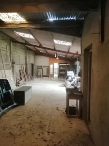 Longère à rénover 4 pièces  et 2  grands garages +  atelier  240M2  GEVEZE (35)