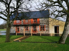 Maison à vendre 6 pièces terrains et hangars SAINT DOMINEUC (35)