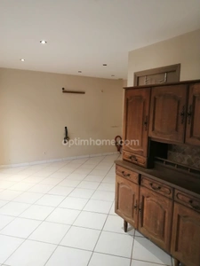 A VENDRE MAISON 5 pièces avec hangars et terrain etang  SAINT MALON SUR MEL (35)