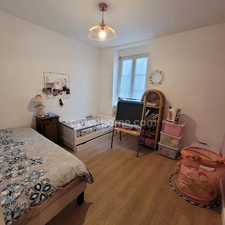 DINAN (22) Plein centre ville Appartement T3 avec 2 chambres au 2ème Etage, aucun travaux  
