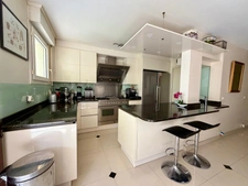 4-room apartment for sale in Issy-les-Moulineaux (92)
