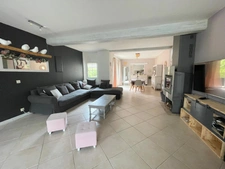 House for sale, 7 rooms, CHARMOY (89)