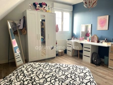 Maison familiale de 8 pièces sur 970 m2 de terrain à OLLE 
