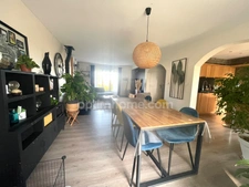 Maison familiale de 8 pièces sur 970 m2 de terrain à OLLE 