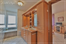 Dpt Finistère (29), à vendre CARHAIX PLOUGUER maison P9 de 232 m² - Terrain de 2133 m²  
