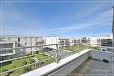 Dpt Loire Atlantique (44), à vendre REZE appartement T2 de 47m², dernier étage avec balcon et stationnement.