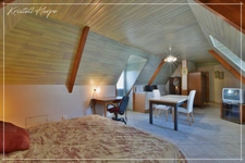 Dpt Finistère (29), à vendre CARHAIX PLOUGUER maison P9 de 232 m² - Terrain de 2133 m²  