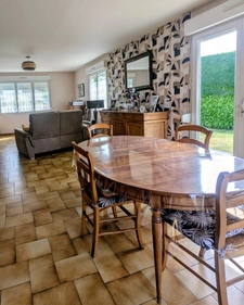 Maison individuelle de plain-pied – 98 m² – 3 chambres – Garage – Terrain de 518 m²
