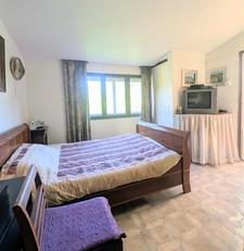 Maison individuelle 125 m² – Plain-pied possible – Jardin 1 100 m² – Vieille-Église
