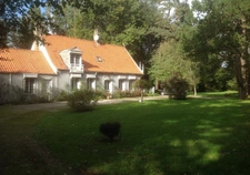 🔥 RARE SUR LE SECTEUR – Propriété avec 2 maisons sur 8 500 m²